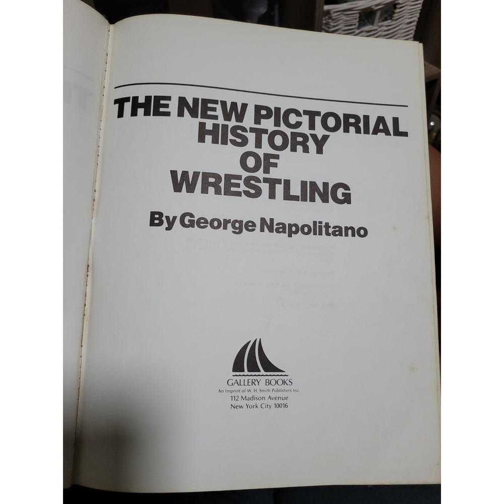 Gallery Books Wrestling History Book Unisex Vintage 1990 First Edition Hardcover